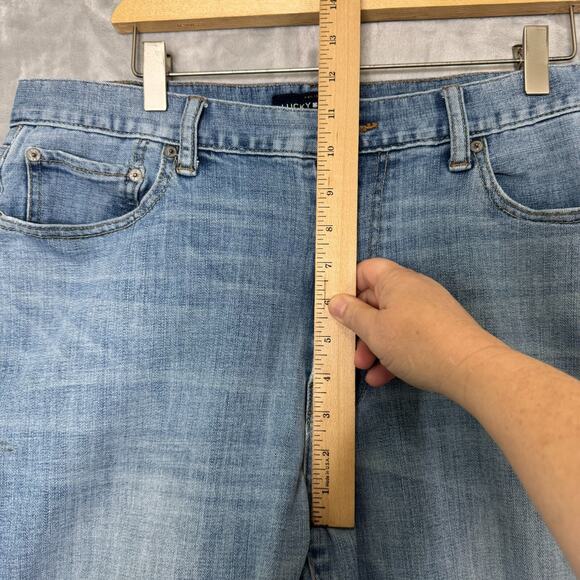 Lucky Brand 181 Relaxed Straight Jeans Mens 36*30 Medium Wash Stretch Pockets - Picture 14 of 16